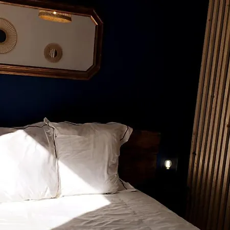 Appartement Rez De Maison/jacuzzi Prive/patio Fleuri Olivese