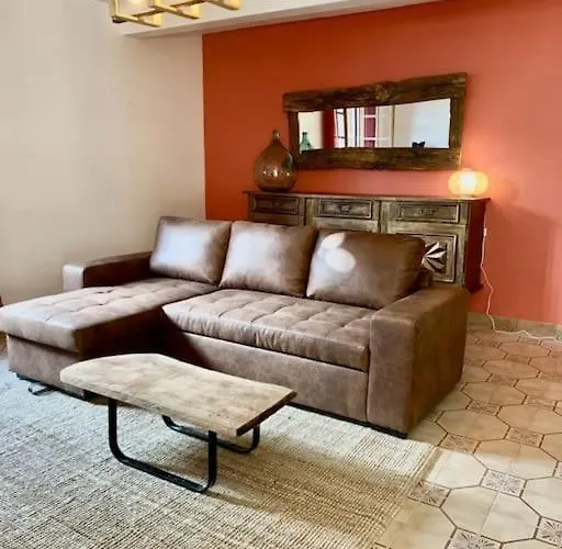 Rez De Maison/jacuzzi Prive/patio Fleuri Appartement Olivese